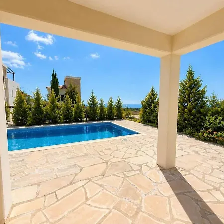 בית נופש Seaview With Pool And Rooftop Terrace